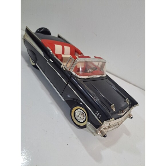 Road Tough 1:18 Scale Die Cast 1957 Chevrolet Bel Air Convertible Classic Car - Picture 4 of 12